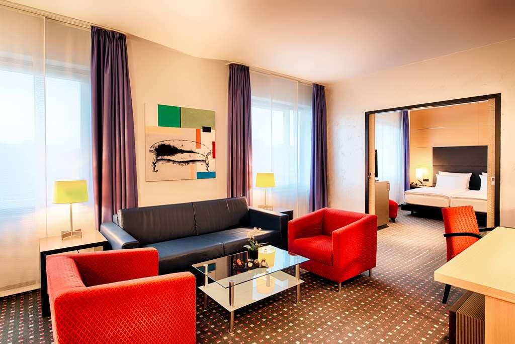 Ramada By Wyndham Essen Hotel Room photo