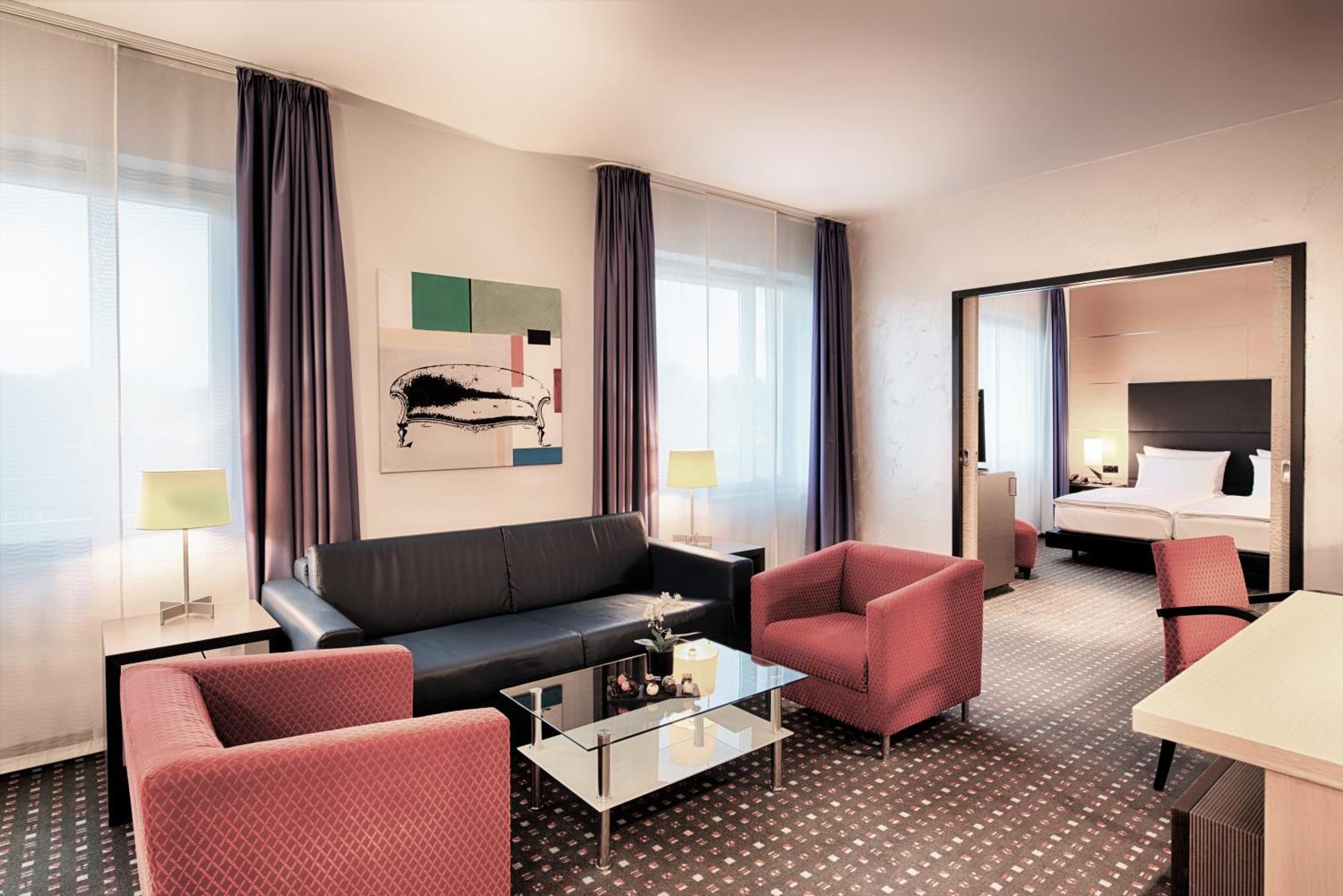Ramada By Wyndham Essen Hotel Room photo